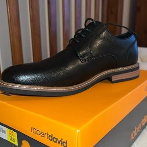men’s dress shoe